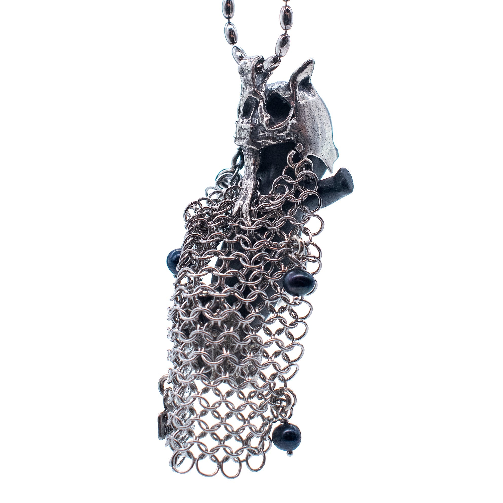 Hero On Heels Black And Silver Necklace – Sterling Silver – Gem Kingdom
