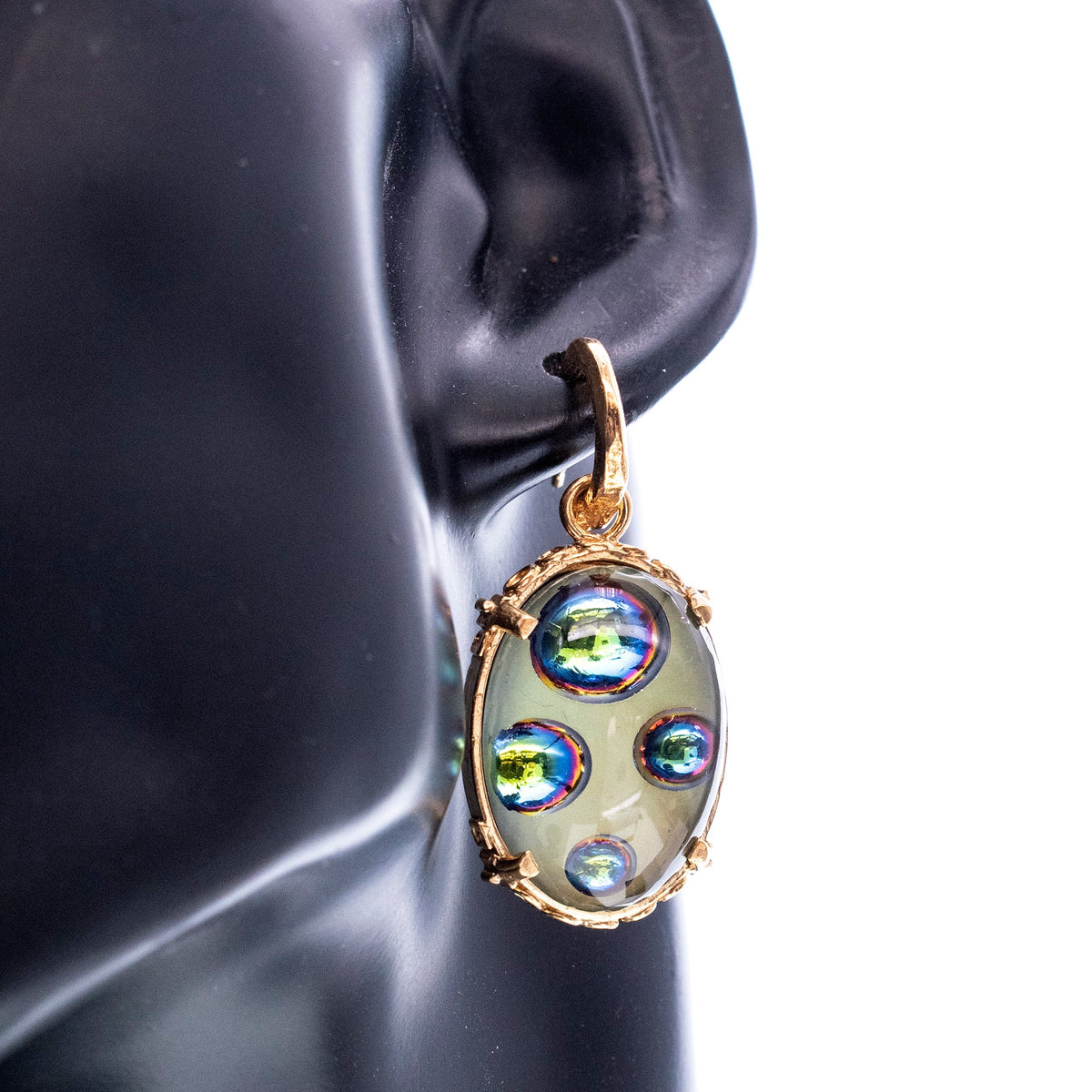 Green Vintage Glass Oval Drop Earrings – Gold Plated – Gem Kingdom