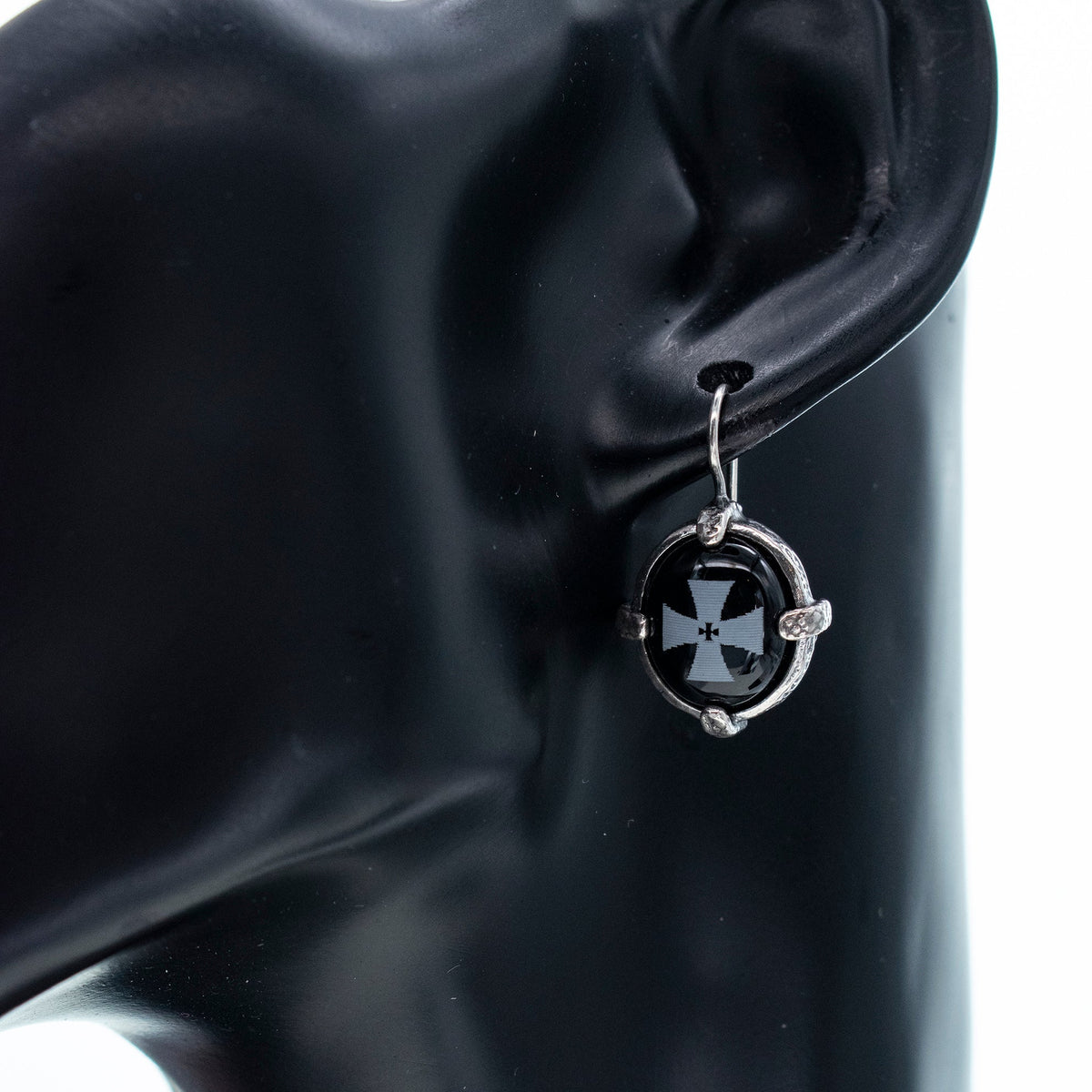Back to the Future Cross Earrings Black – Sterling Silver – Gem Kingdom