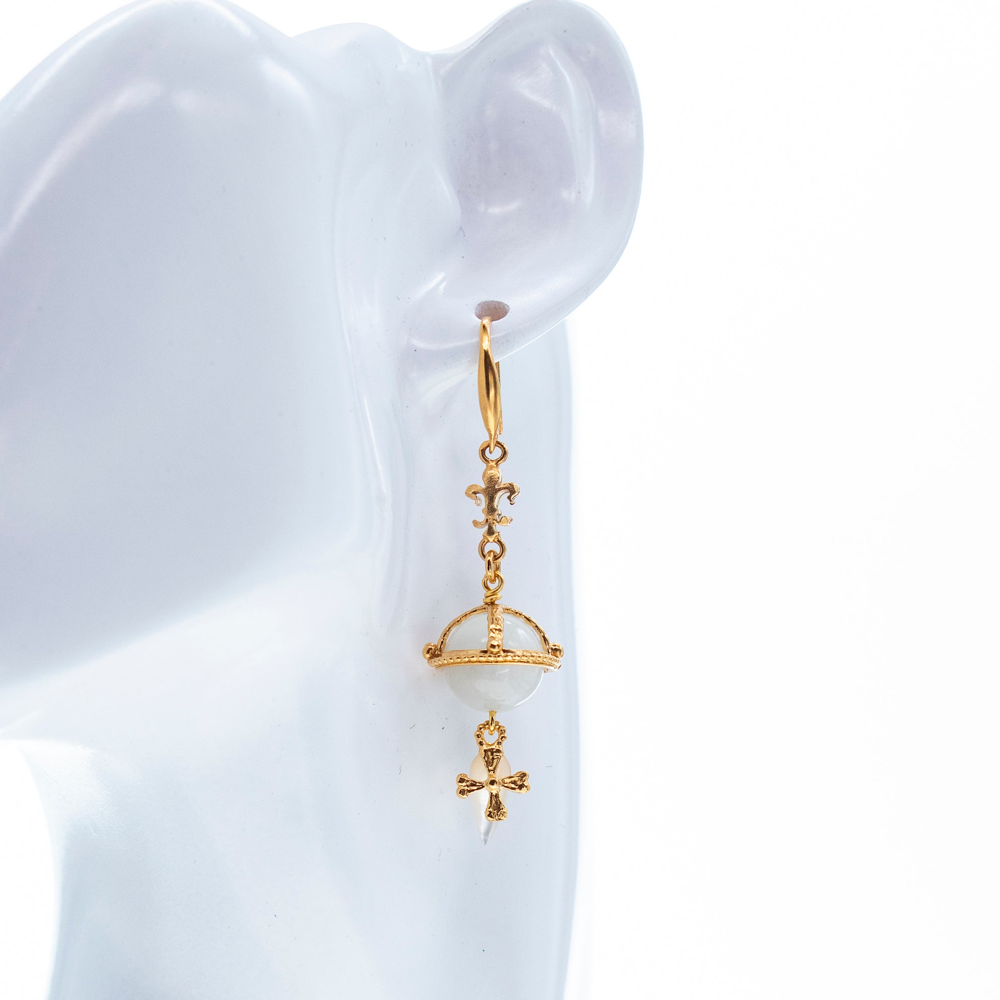 White Royal Orb Earrings – Gold Plated – Gem Kingdom