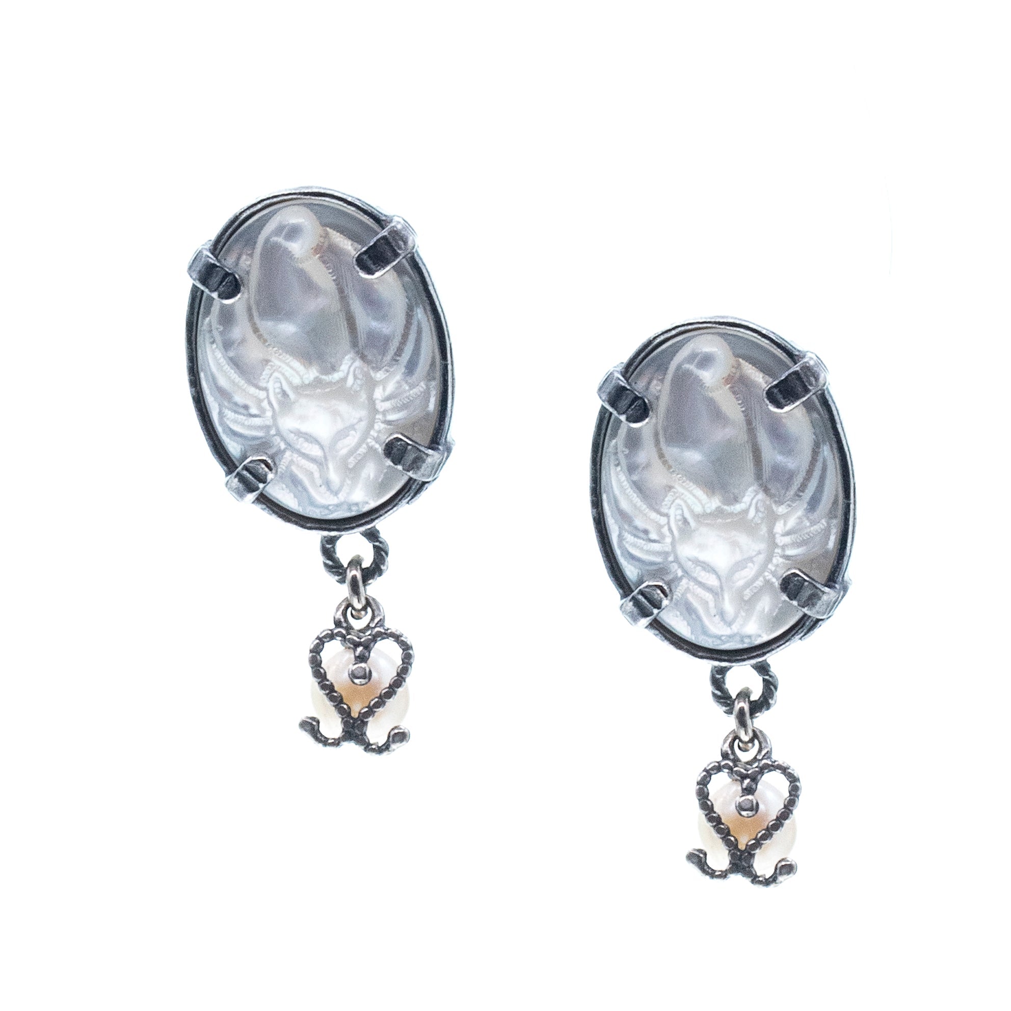 White Mother Of Pearl Fox Cameo Ear Clips – Sterling Silver – Gem Kingdom