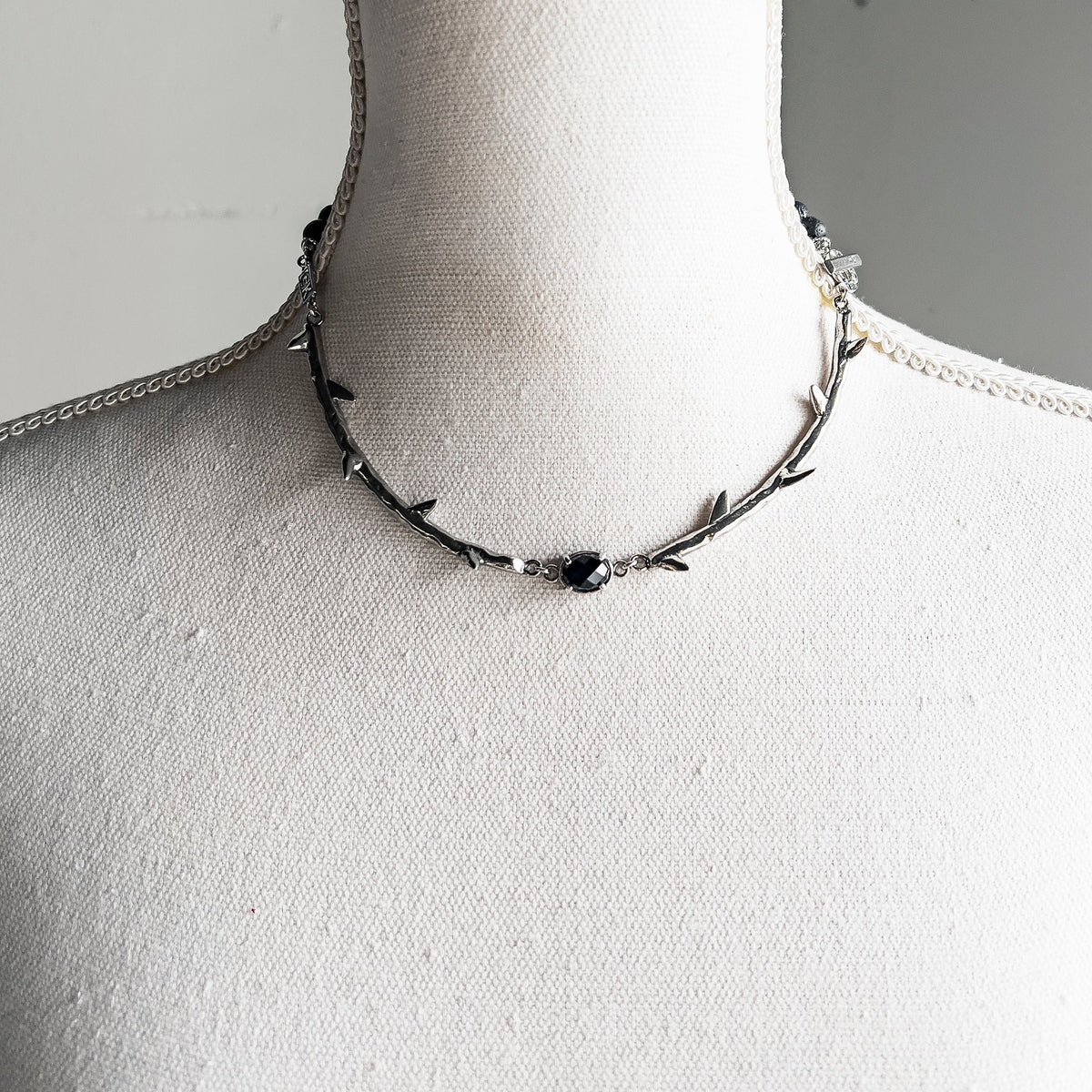 Rebel Rebel Thorn Necklace – Sterling Silver – Gem Kingdom