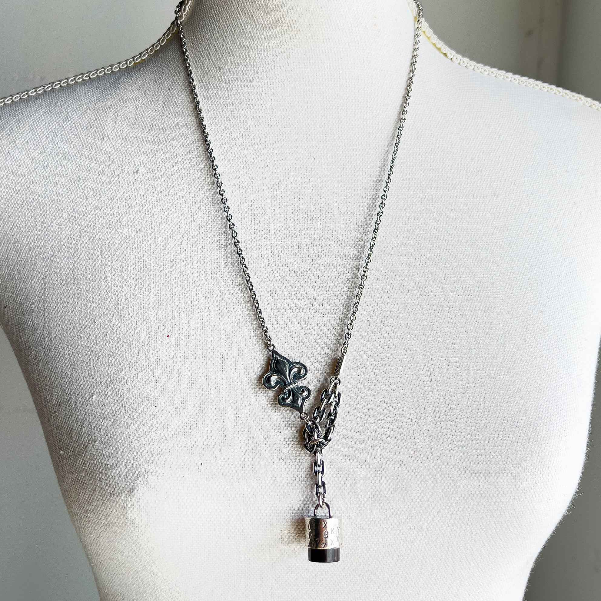 Rebel Rebel Stamp Necklace – Sterling Silver – Gem Kingdom