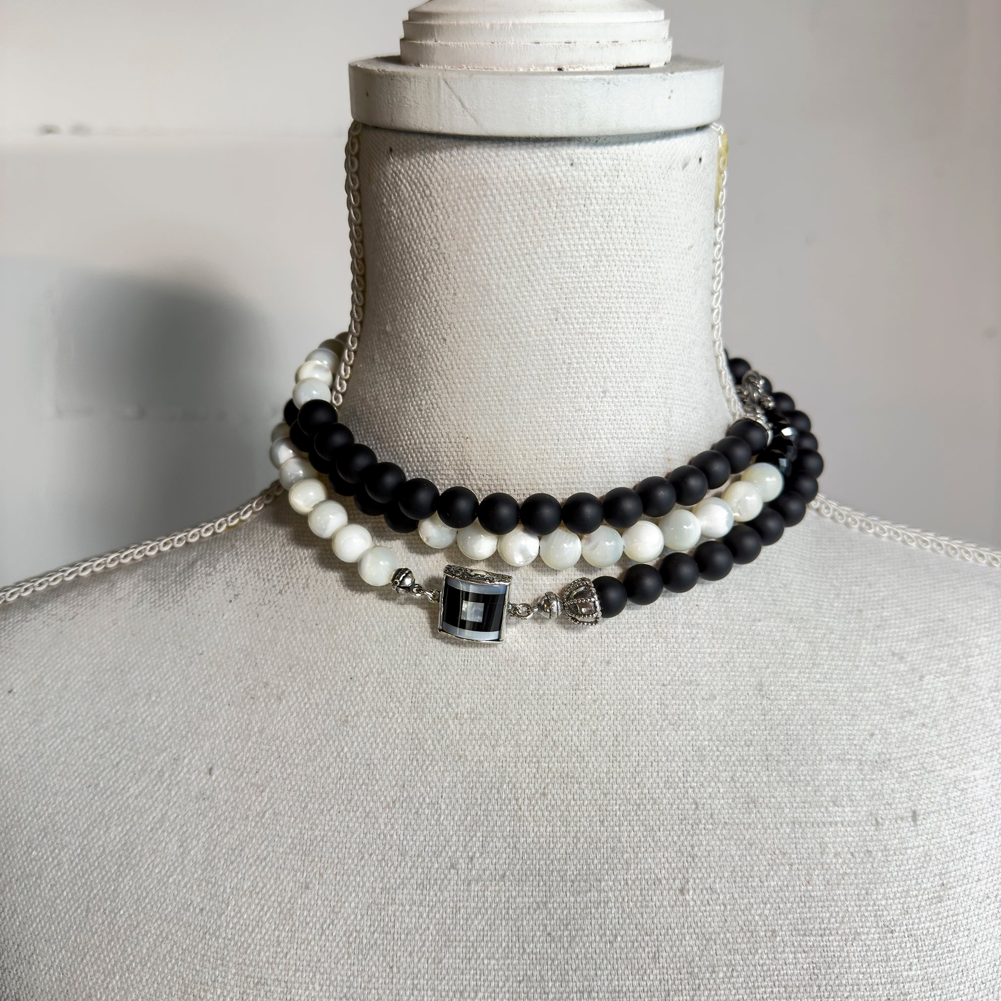 Monochrome Beaded Necklace – Sterling Silver – Gem Kingdom