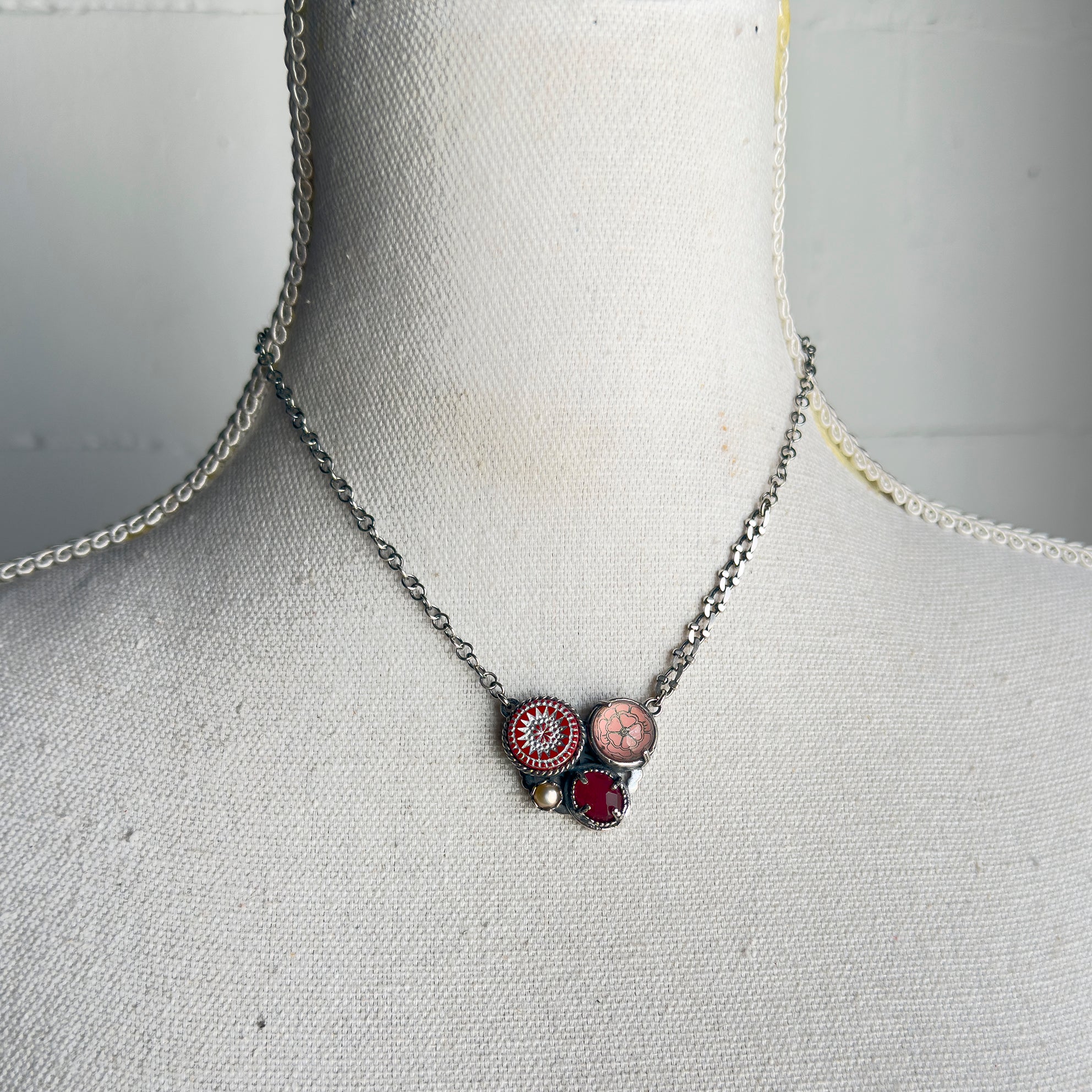 Pink-Red Cluster Necklace – Sterling Silver – Gem Kingdom
