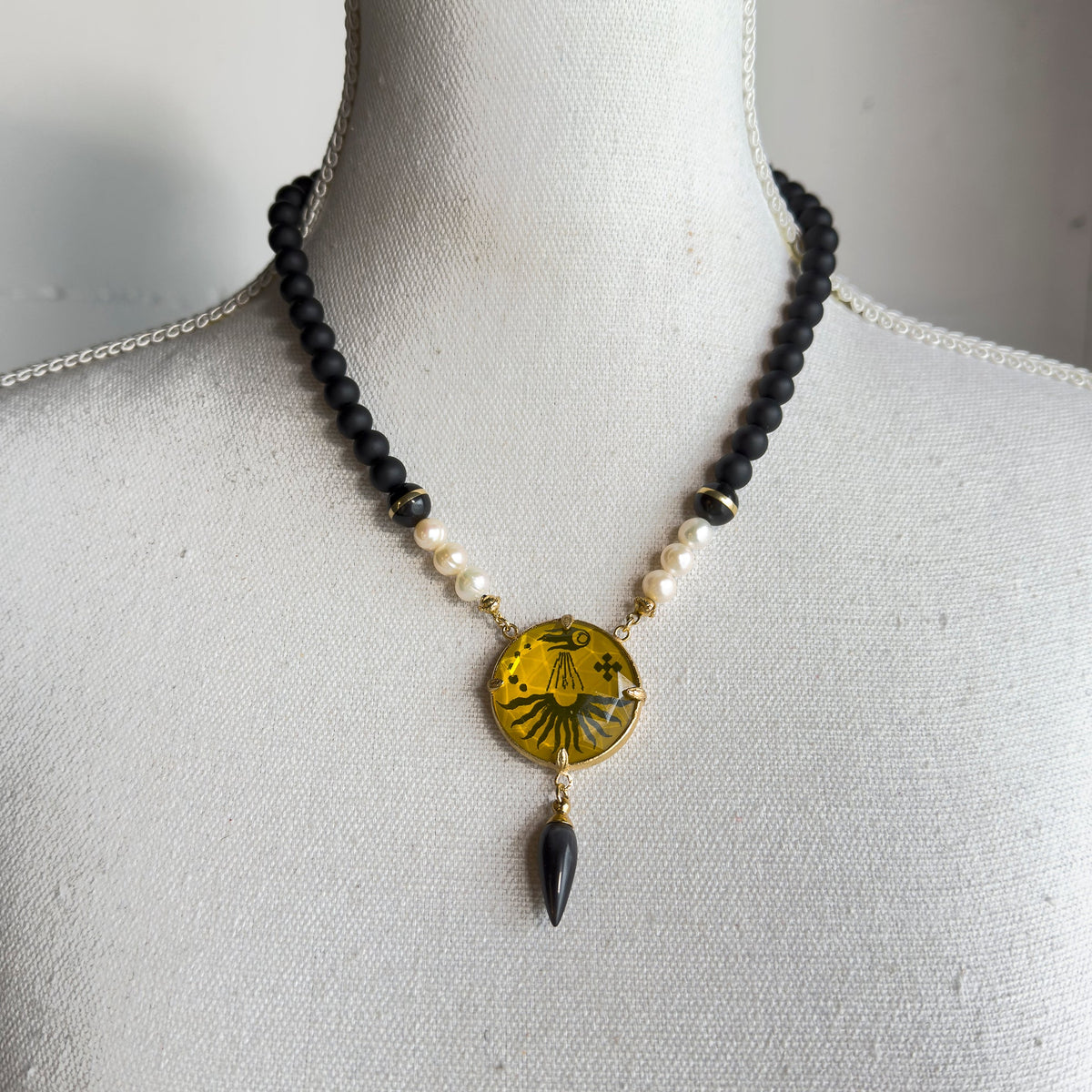 Zwart-Gele Kristallen Ketting – Verguld – Gem Kingdom