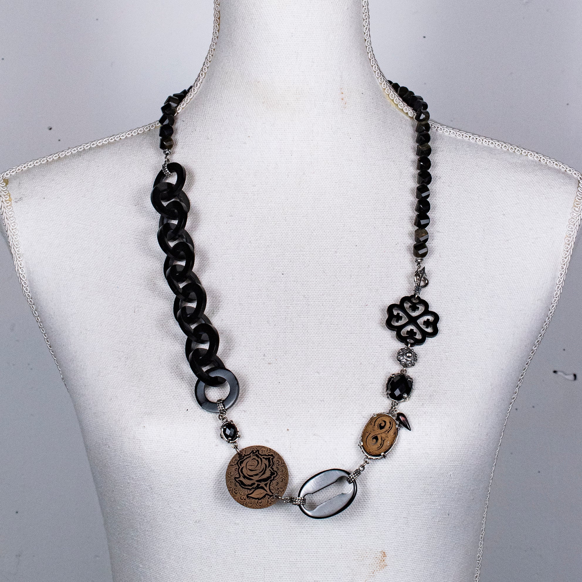 Black Symphony Of Love Necklace – Sterling Silver – Gem Kingdom