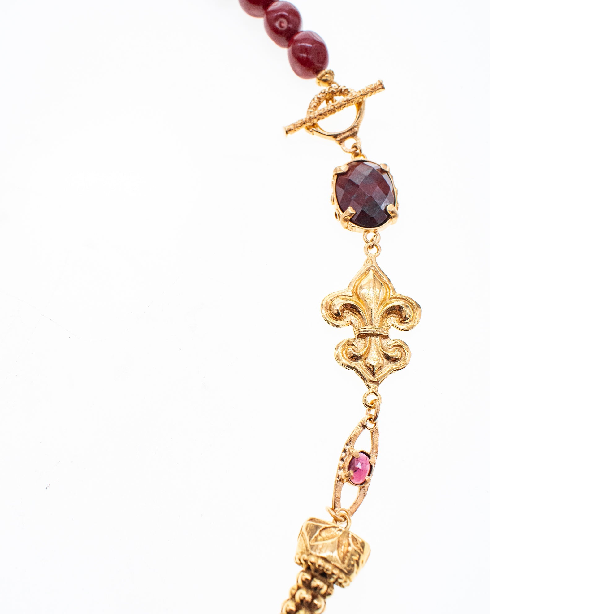 Royal Fleur-De-Lis Necklace – Gold Plated – Gem Kingdom