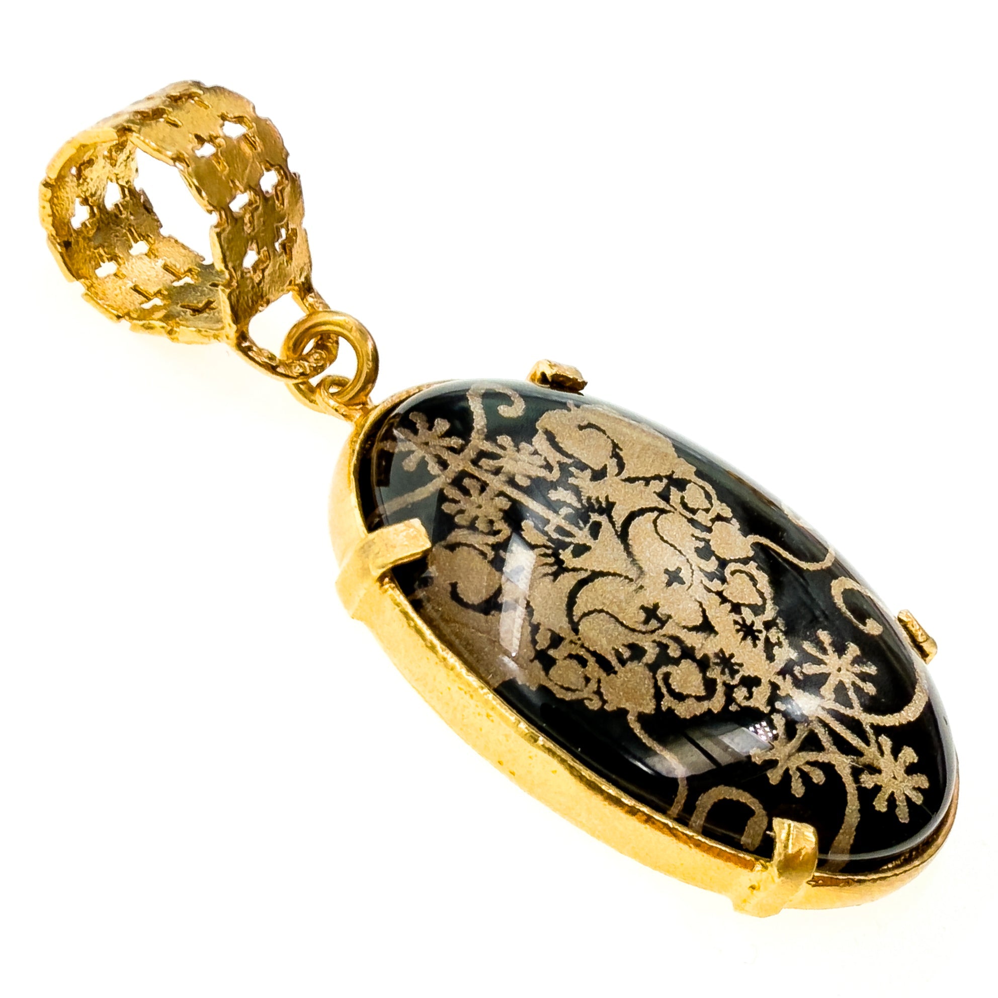 Black Intaglio Pendant – Gold Plated – Gem Kingdom