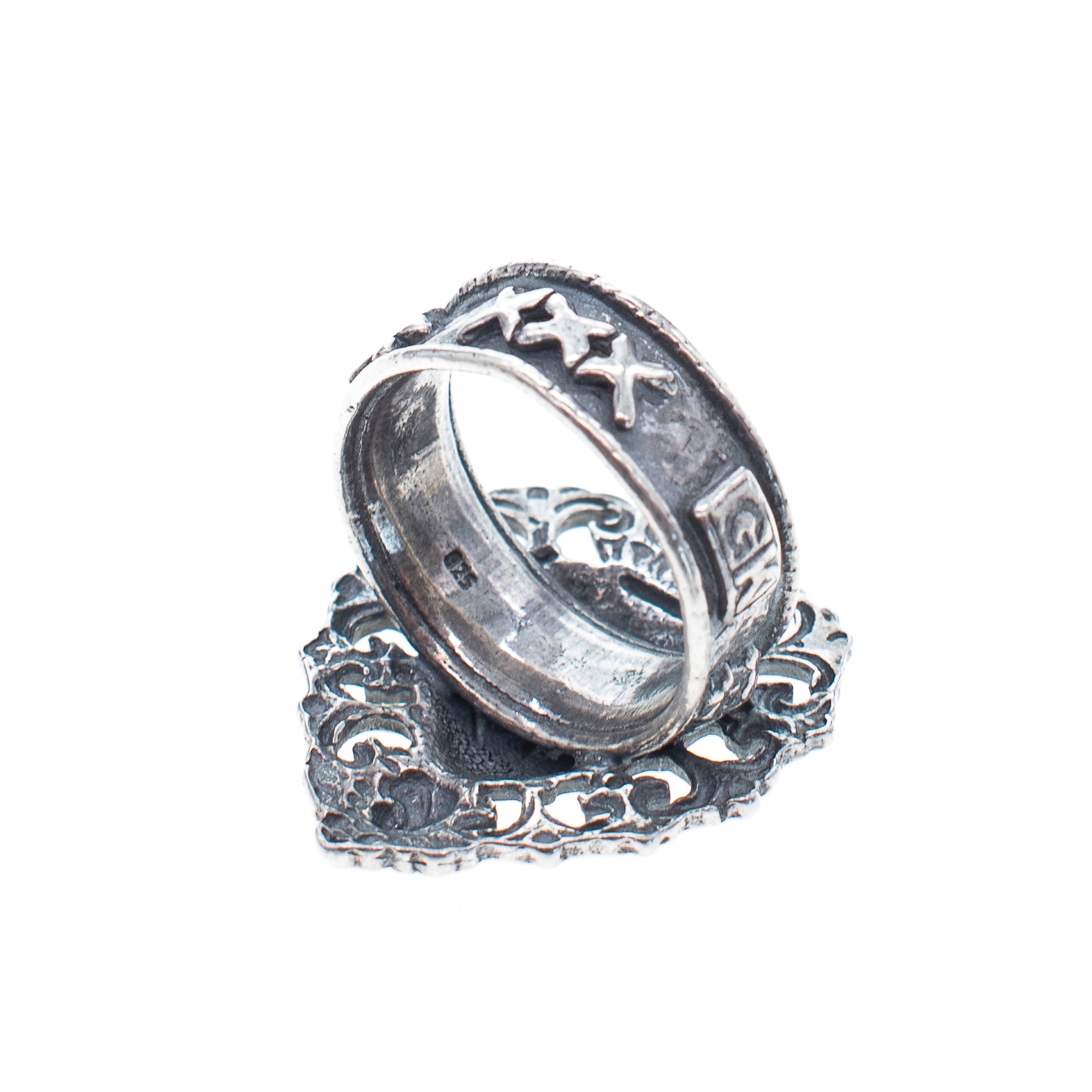 Sacred Heart Ring – Sterling Silver – Gem Kingdom