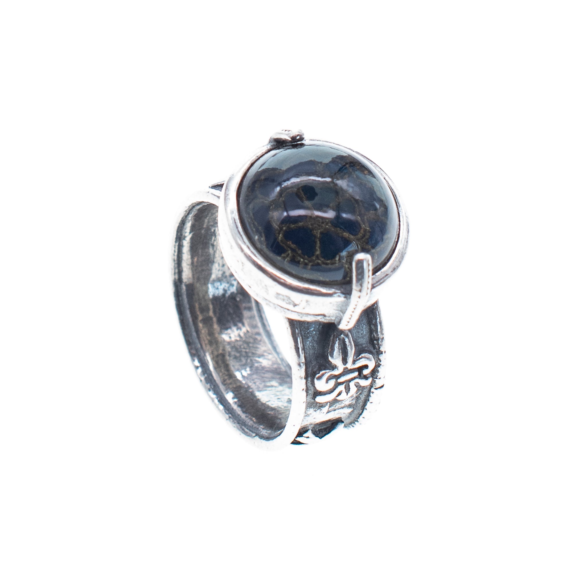 Dark Intaglio Ring – Sterling Silver – Gem Kingdom
