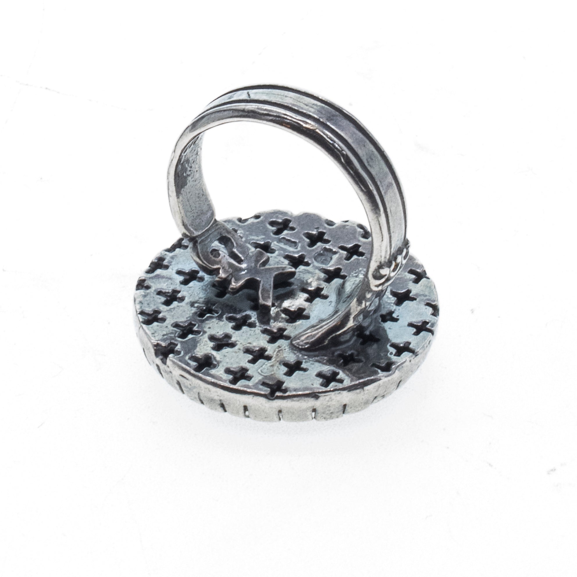 Fleur-De-Lis Round Ring – Sterling Silver – Gem Kingdom