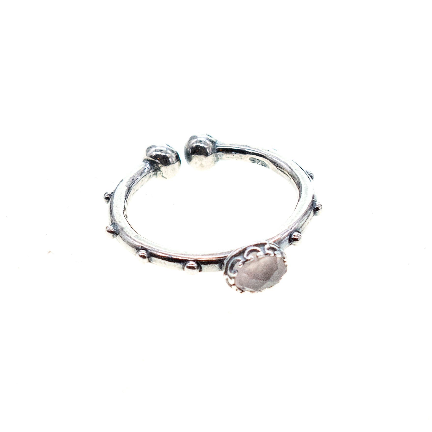 Rozenkwarts Ring Studs