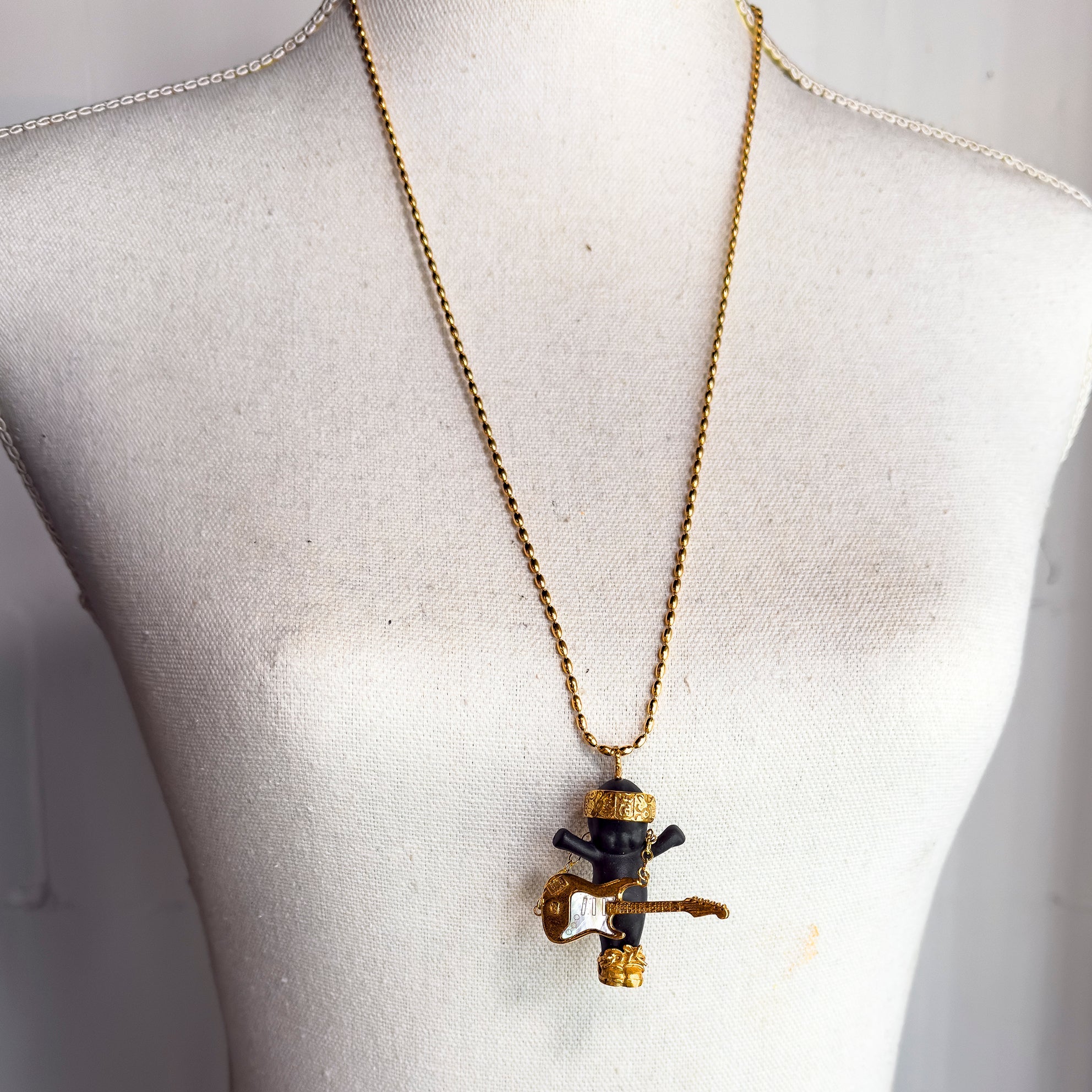 Rock-A-Bye Baby Black And Gold Necklace – Gold Plated – Gem Kingdom