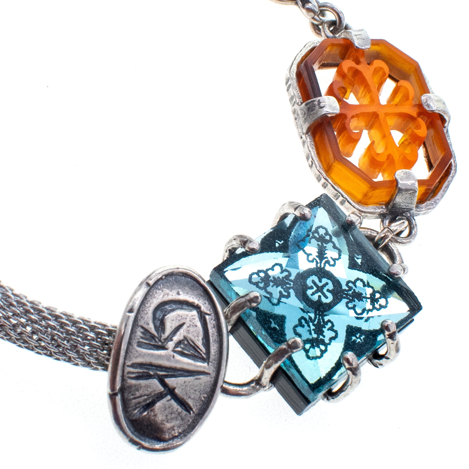 Blue Crystal Intaglio Mesh Bracelet – Sterling Silver – Gem Kingdom