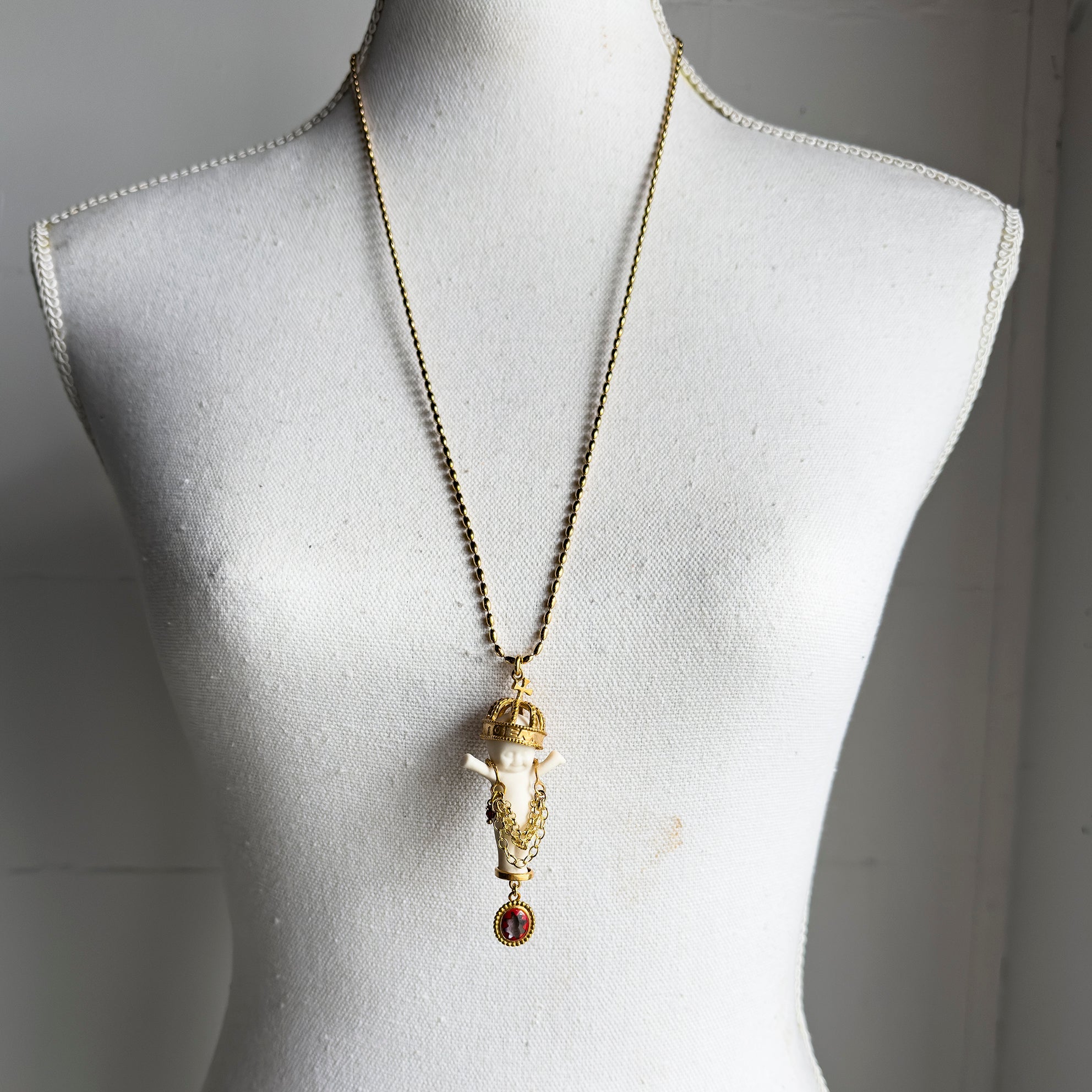 Gem Baby White And Gold Necklace – Gold Plated – Gem Kingdom