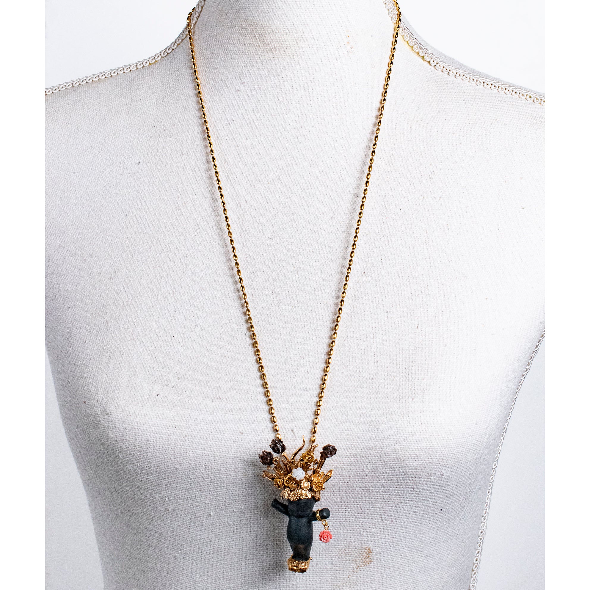 Whole Lotta Rosie Black And Gold Necklace – Gold Plated – Gem Kingdom