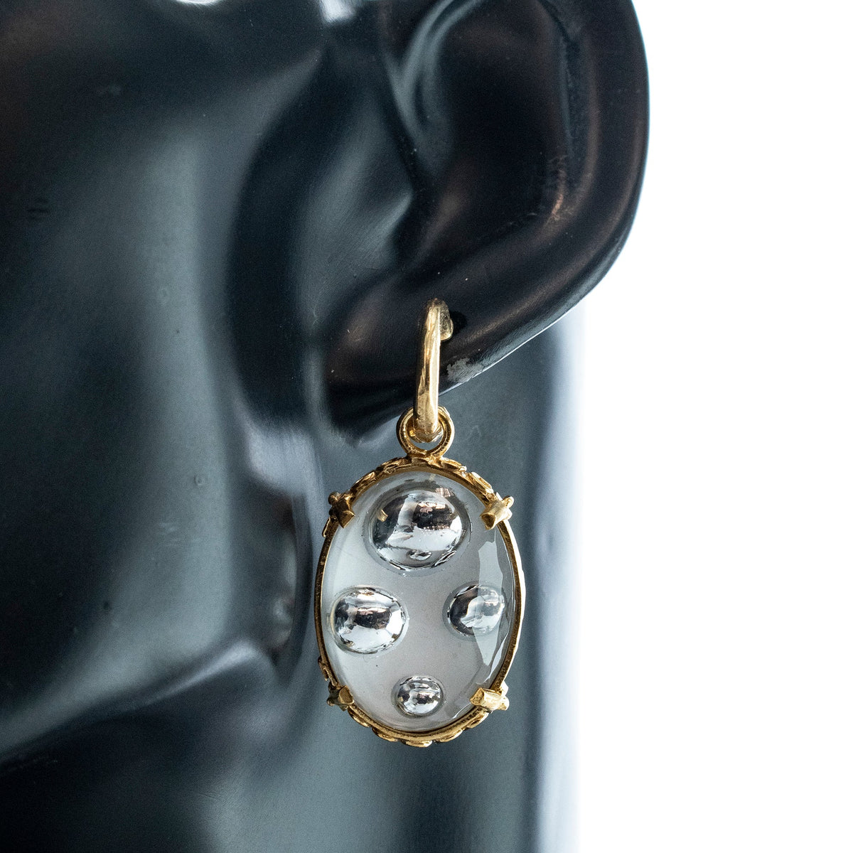 Bubble Oorbellen Wit – 18K Verguld – Gem Kingdom