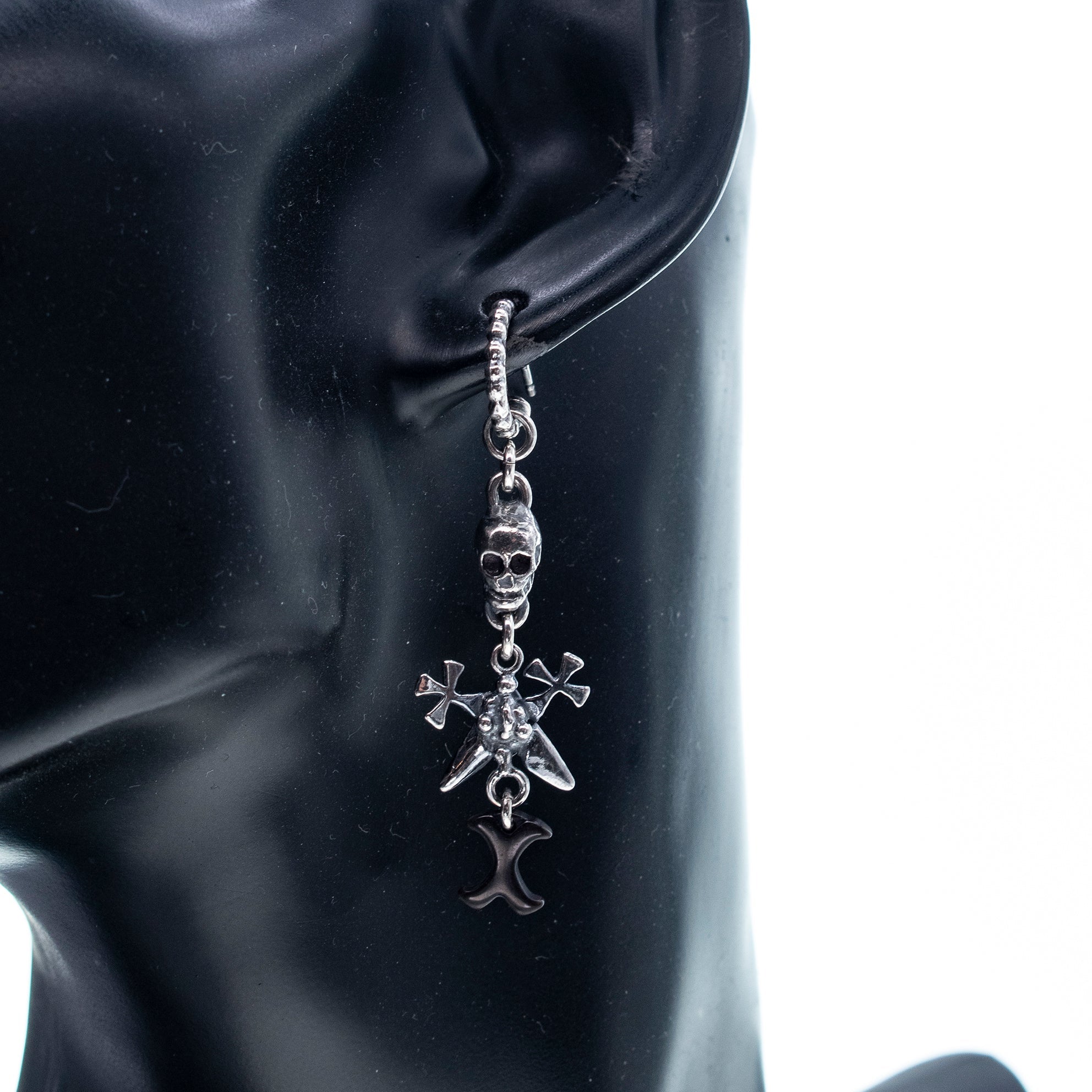 Skull & Cross Earrings – Sterling Silver – Gem Kingdom