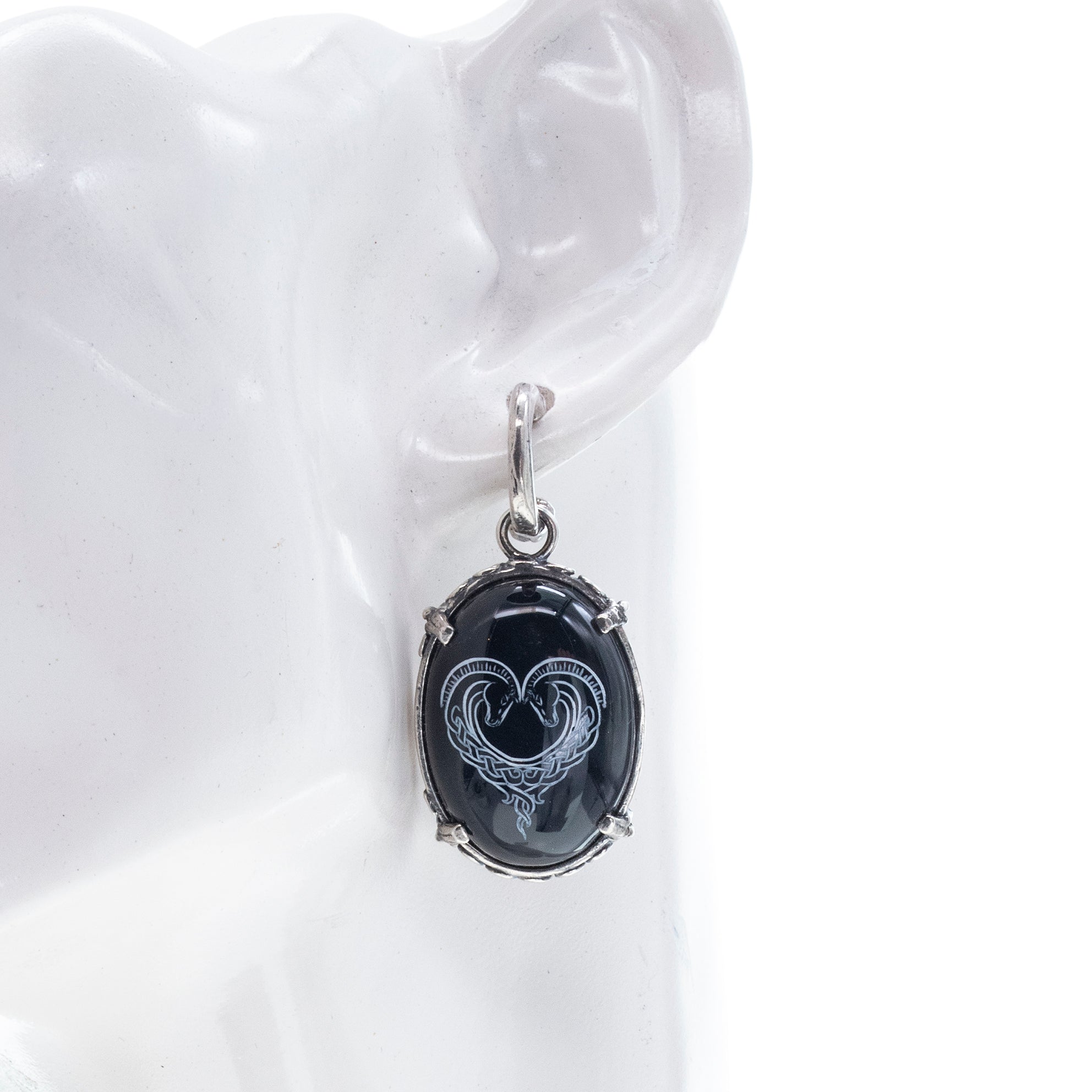 Heart Intaglio Black Onyx Hoop Earrings – Sterling Silver – Gem Kingdom