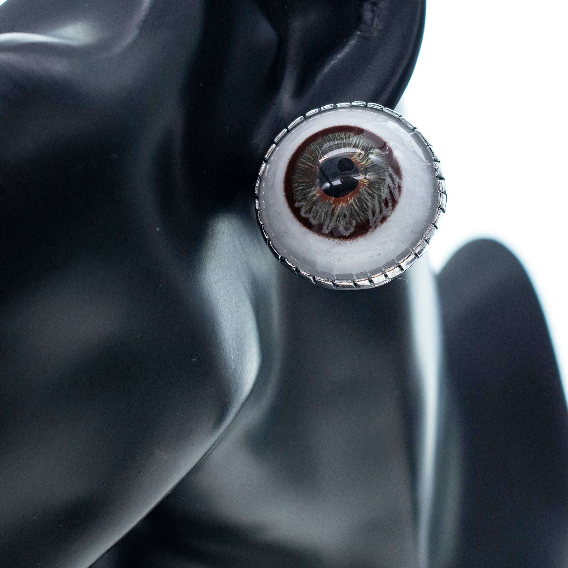 Eye Love You Ear Clips Green Eye – Sterling Silver – Gem Kingdom