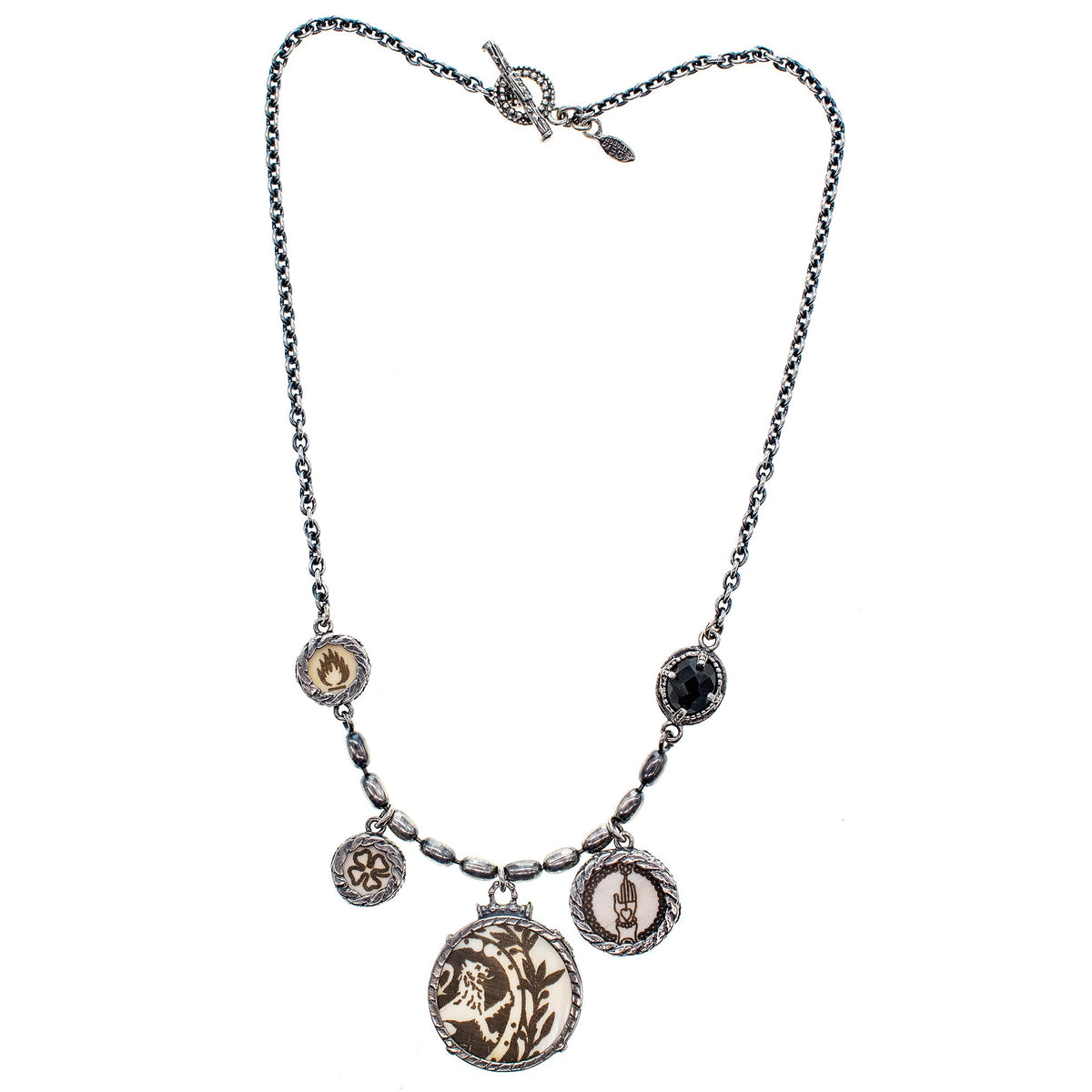 Gegraveerde Medaillon Ketting – Sterling Zilver – Gem Kingdom