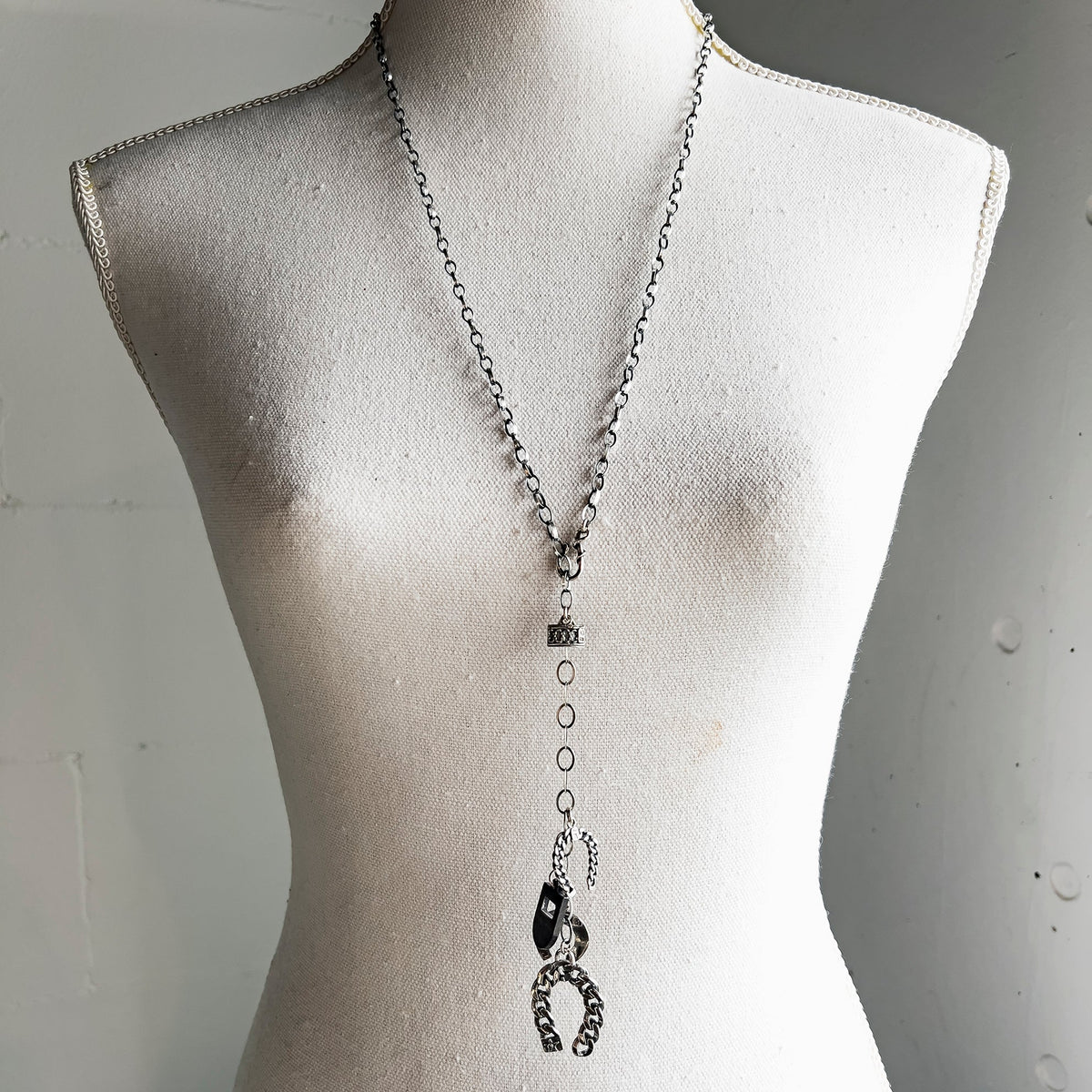 Rebel Rebel Hoefijzer Ketting – Sterling Zilver – Gem Kingdom