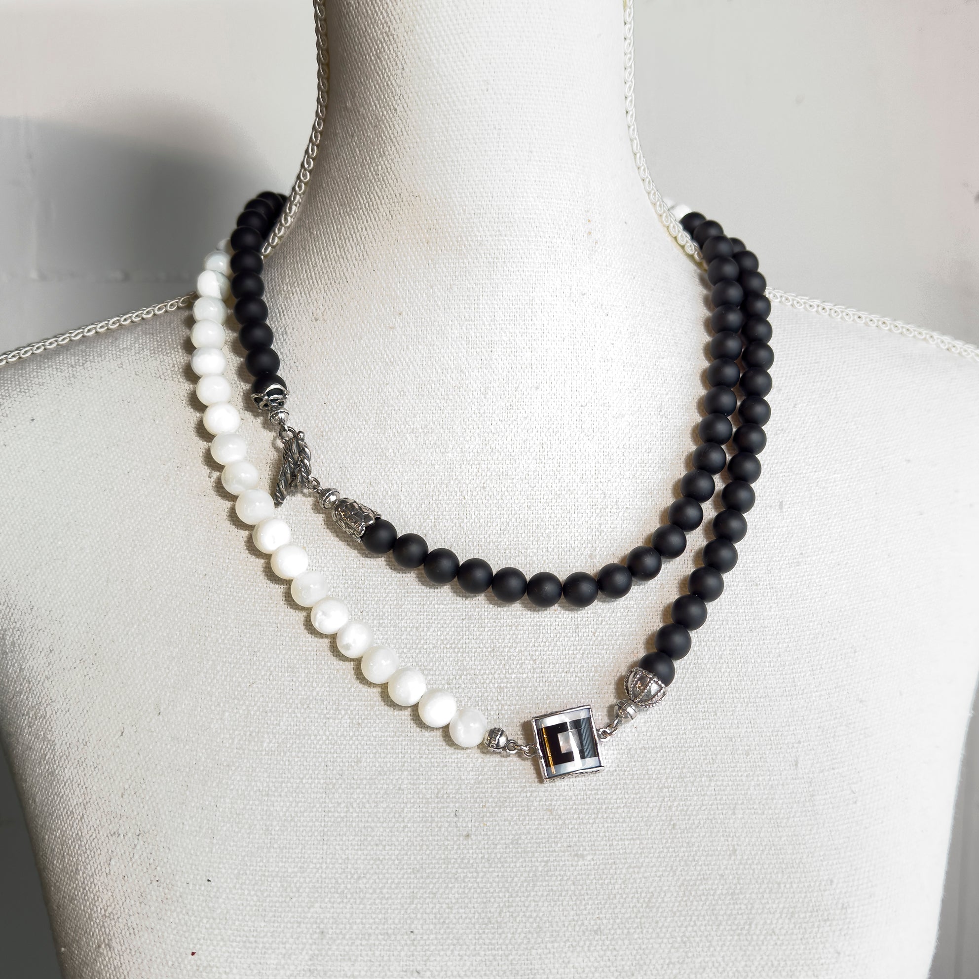 Monochrome Beaded Necklace – Sterling Silver – Gem Kingdom