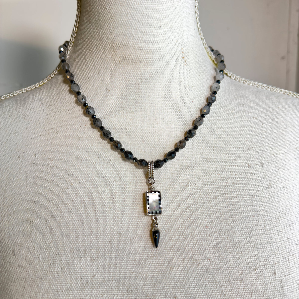 Zwart-Witte Rutielkwarts Ketting – Sterling Zilver – Gem Kingdom