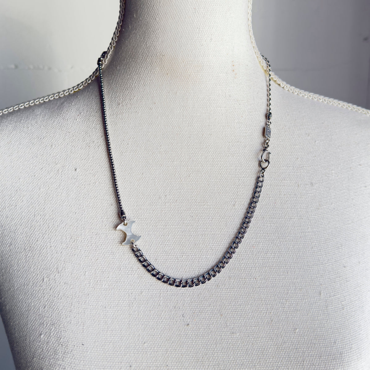 Cross Chain Necklace White – Sterling Silver – Gem Kingdom