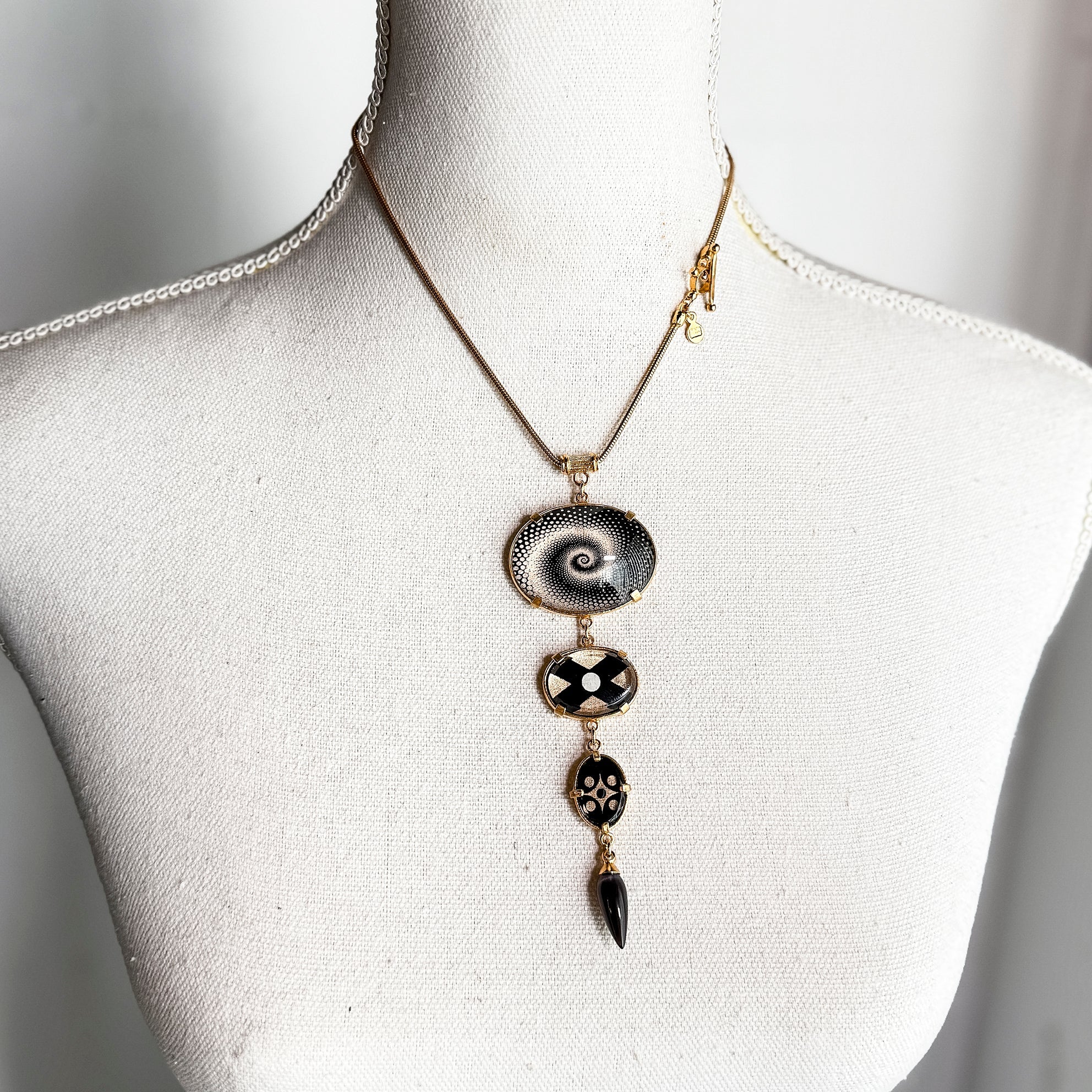 Triple Hanger Ketting