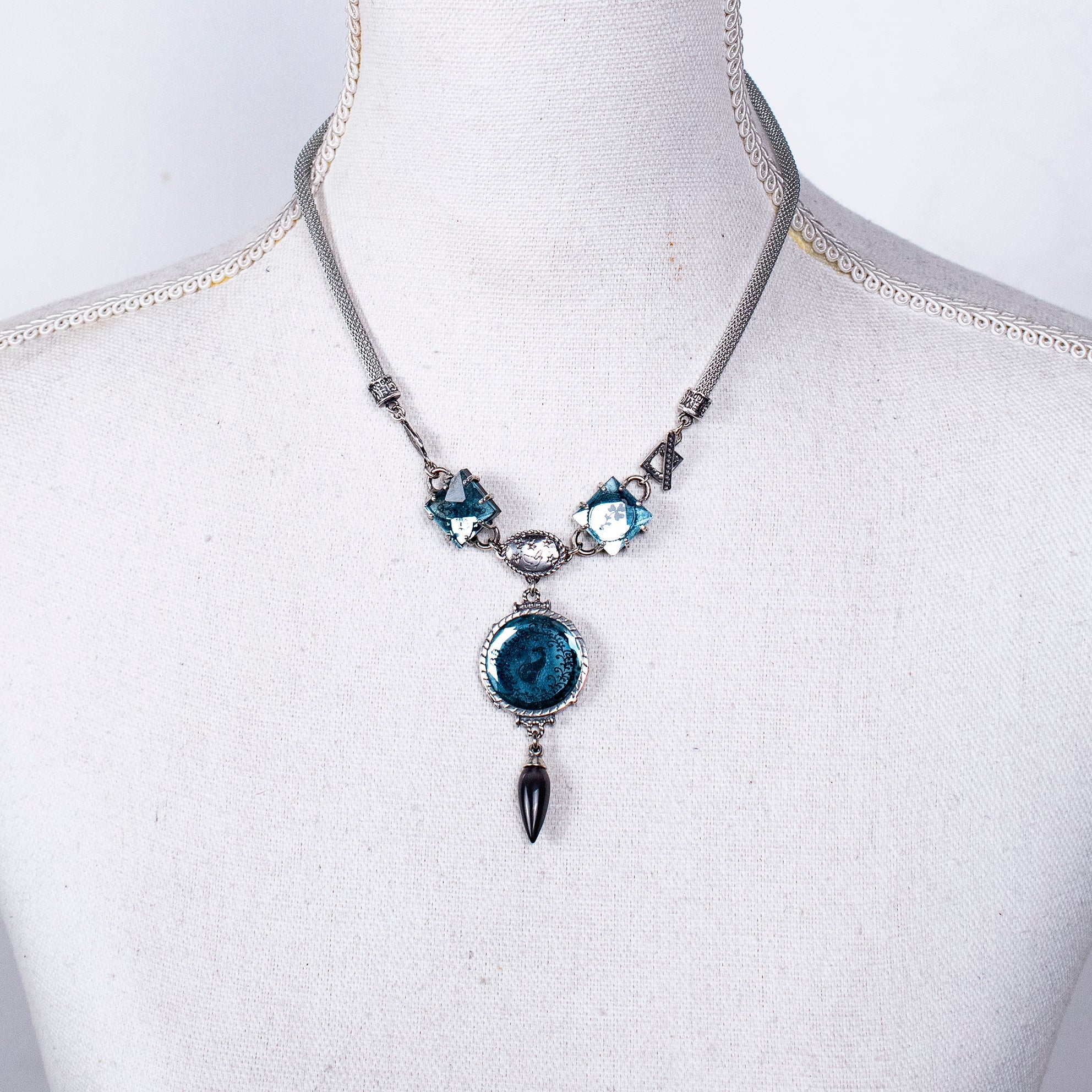 Blue Intaglio Glass Mesh Chain Necklace – Sterling Silver – Gem Kingdom