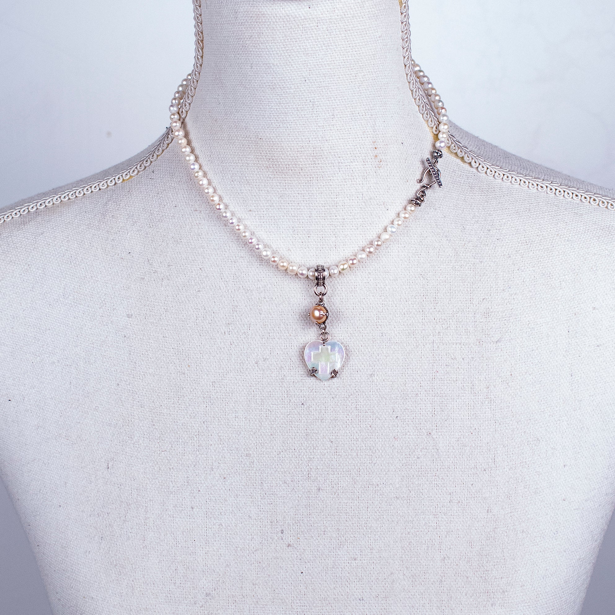 White Mother Of Pearl Heart & Pearl Necklace – Sterling Silver – Gem Kingdom