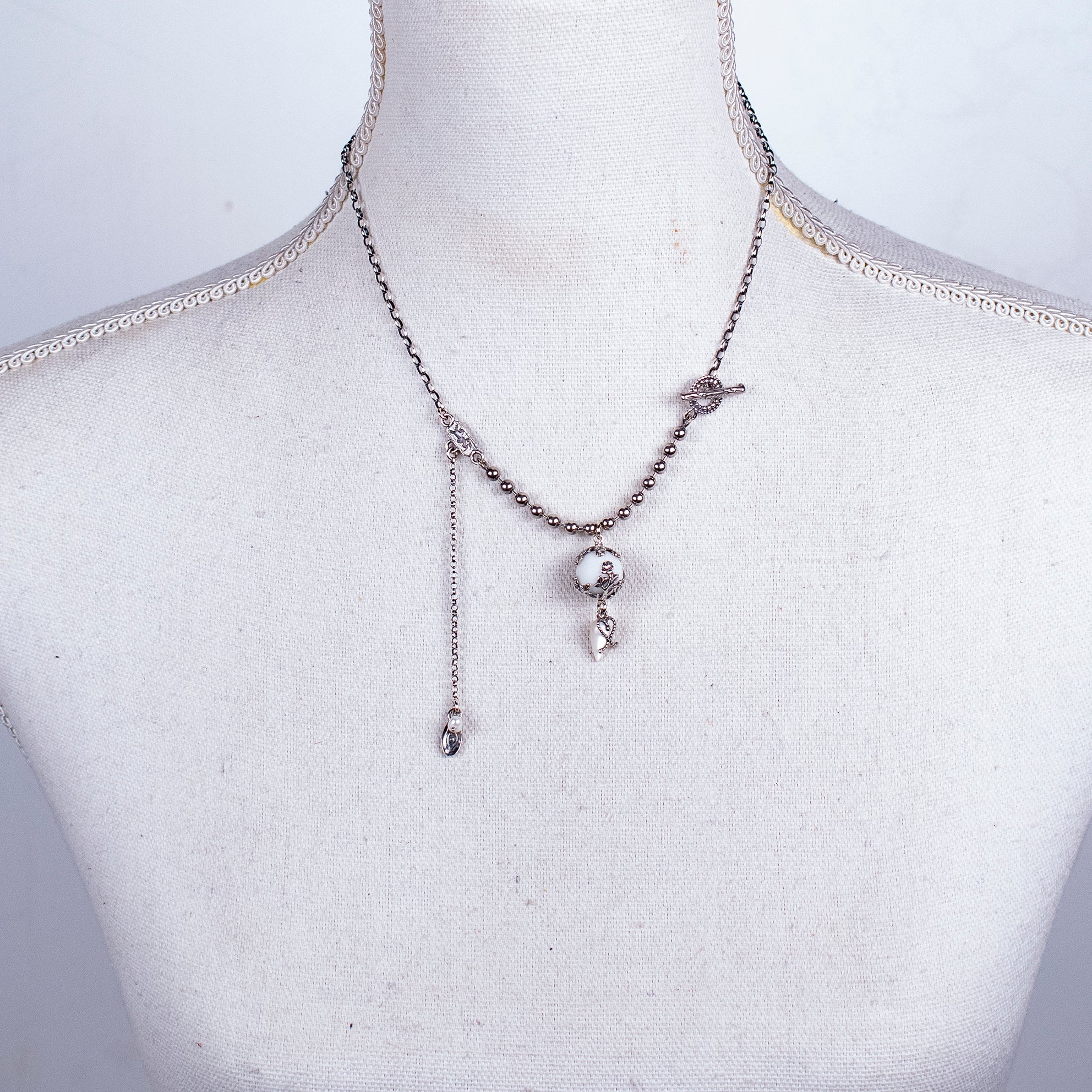 White Porcelain Pendant Necklace – Sterling Silver – Gem Kingdom