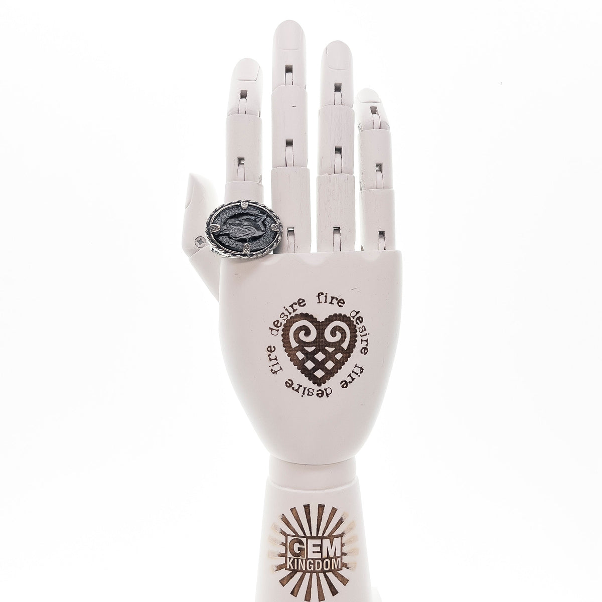Wolf Ring Black – Sterling Silver – Gem Kingdom