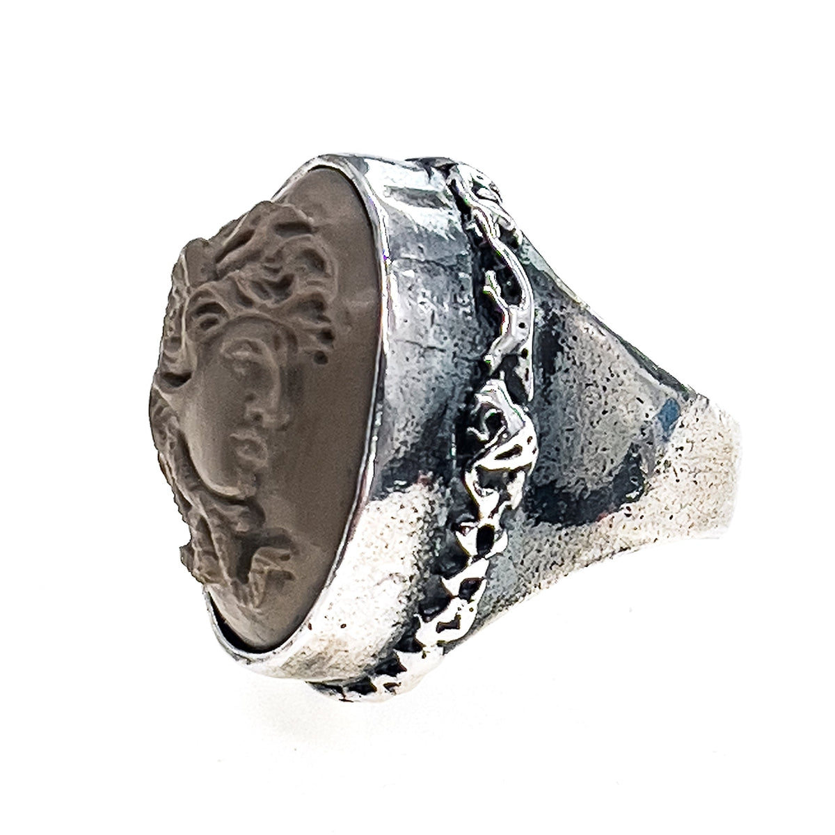 Lavasteen Medusa Ring – Sterling Zilver – Gem Kingdom