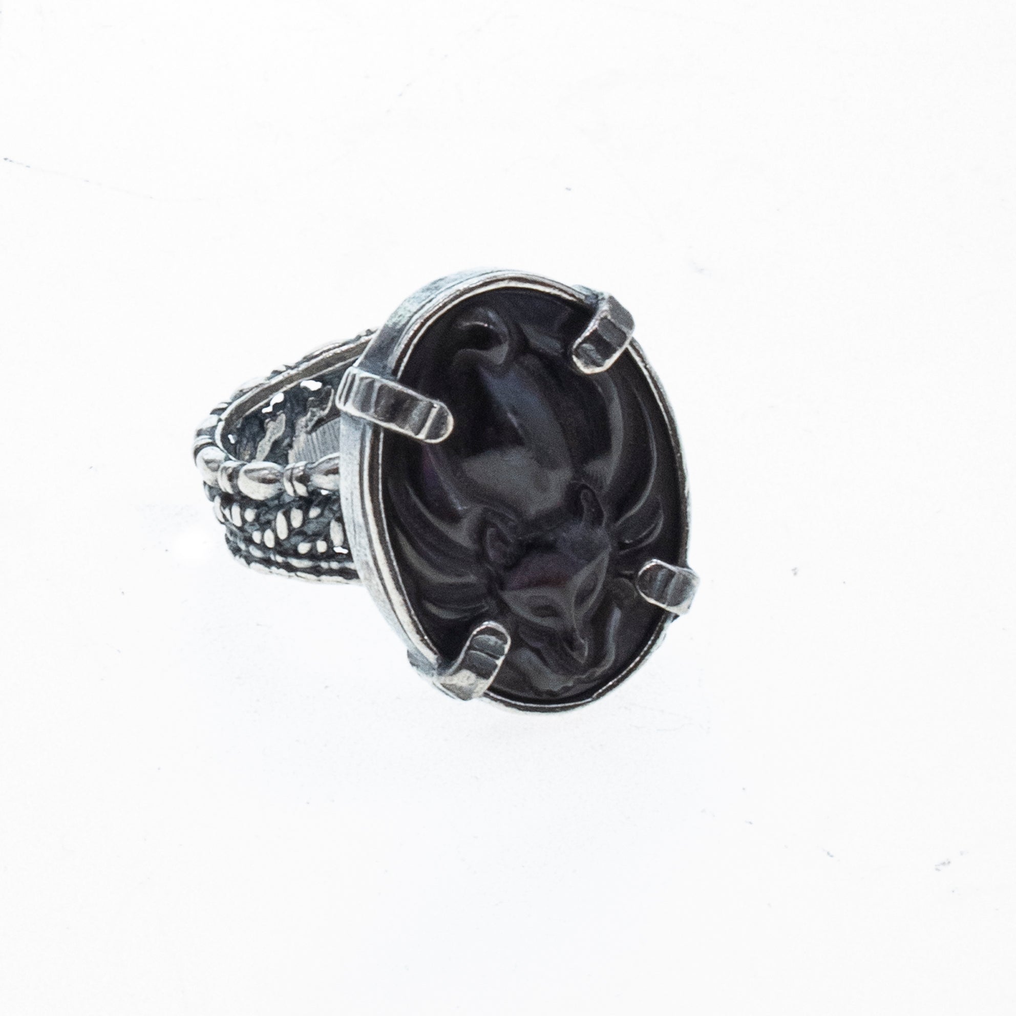 Black Mother Of Pearl Fox Cameo Ring – Sterling Silver – Gem Kingdom