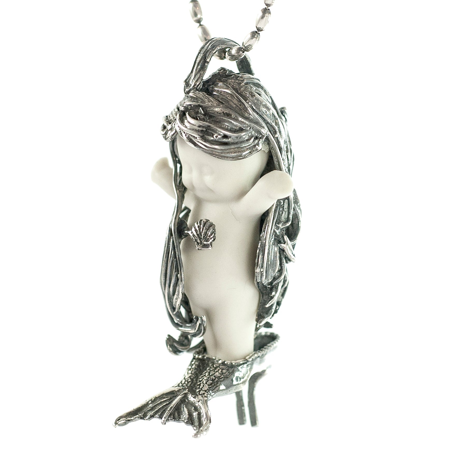 Flipper White And Silver Necklace – Sterling Silver – Gem Kingdom